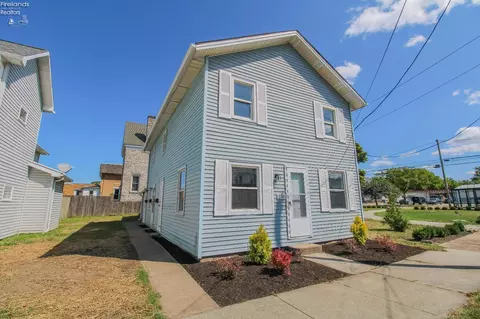230 Lawrence St, Sandusky, OH 44870