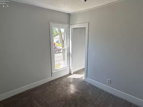 224 Park St, Willard, OH 44890 photo 10