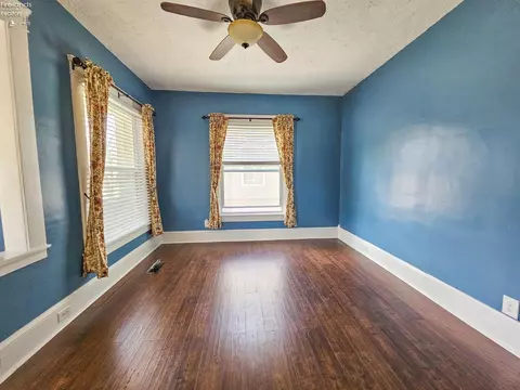 137 E Forest St, Clyde, OH 43410 photo 9