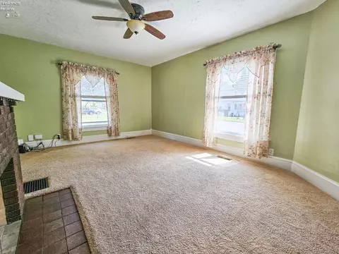 137 E Forest St, Clyde, OH 43410 photo 14