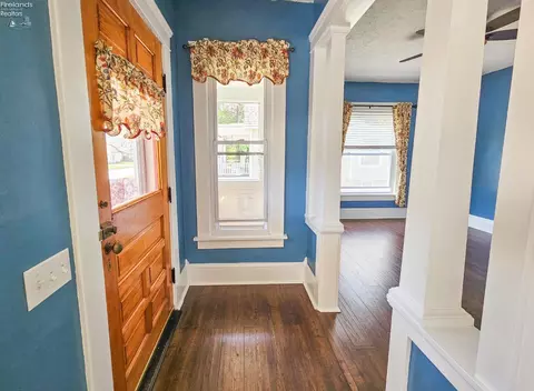 137 E Forest St, Clyde, OH 43410 photo 8