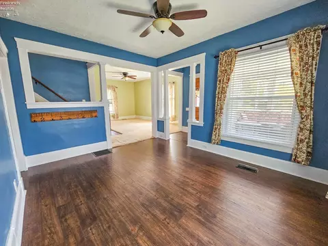 137 E Forest St, Clyde, OH 43410 photo 10