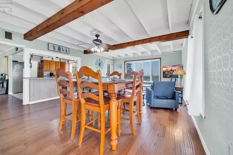Dining - 16 Rye Beach Rd, Huron, OH 44839 photo 2 of 4