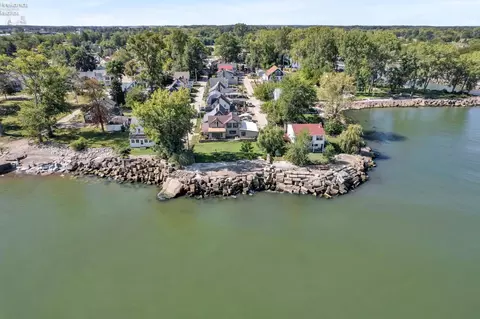 View/Area - 16 Rye Beach Rd, Huron, OH 44839 photo 6 of 12