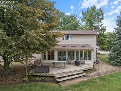 Exterior - 3102 Margo, Huron, OH 44839 photo 22 of 27