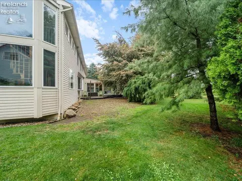 Exterior - 3102 Margo, Huron, OH 44839 photo 12 of 27