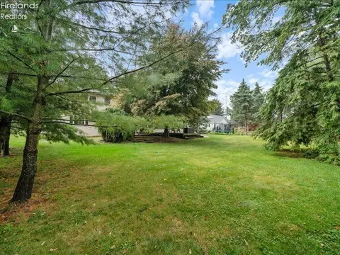 Exterior - 3102 Margo, Huron, OH 44839 photo 18 of 27