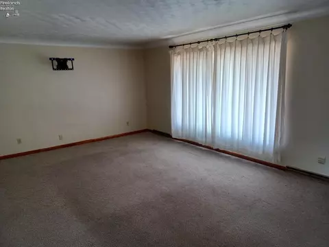 Living - 1012 S Main St, Willard, OH 44890 photo 1 of 1