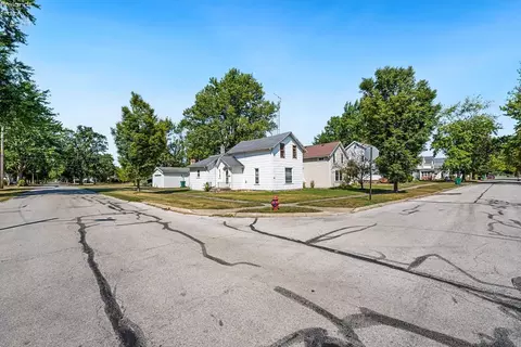 502 Superior St, Genoa, OH 43430