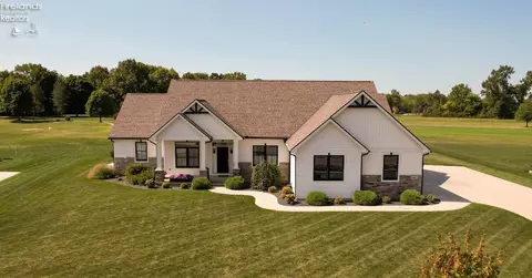37 Briarcrest, Norwalk, OH 44857