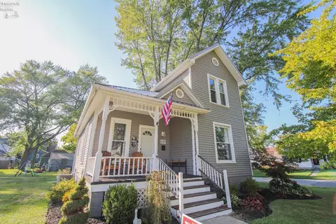 639 N Sandusky St, Bellevue, OH 44811