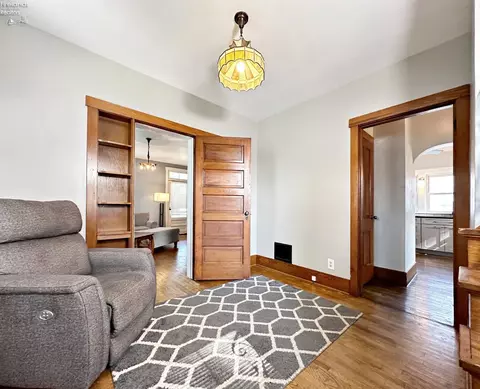 347 Circular St, Tiffin, OH 44883 photo 6