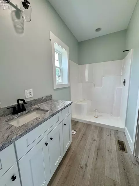 Bath - 10 Eagle View Dr, Monroeville, OH 44847 photo 1 of 3