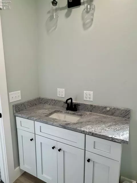 Bath - 10 Eagle View Dr, Monroeville, OH 44847 photo 2 of 3