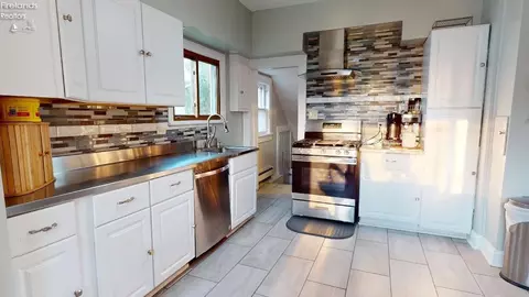 730 Dale Ave, Willard, OH 44890 photo 11