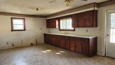 Other - 114 Motson St, Willard, OH 44890 photo 4 of 8