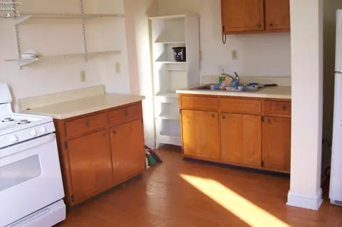 Kitchen - 47 Corwin St, Norwalk, OH 44857 photo 1 of 2