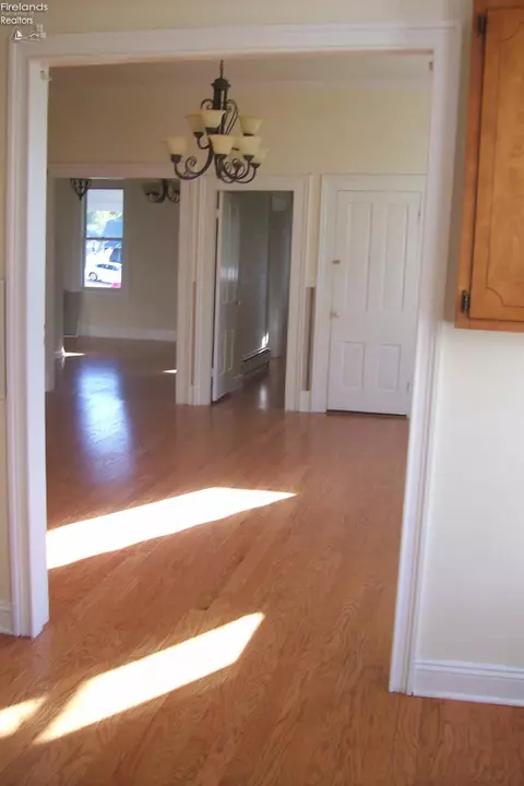 Entry Way - 47 Corwin St, Norwalk, OH 44857 photo 1 of 7