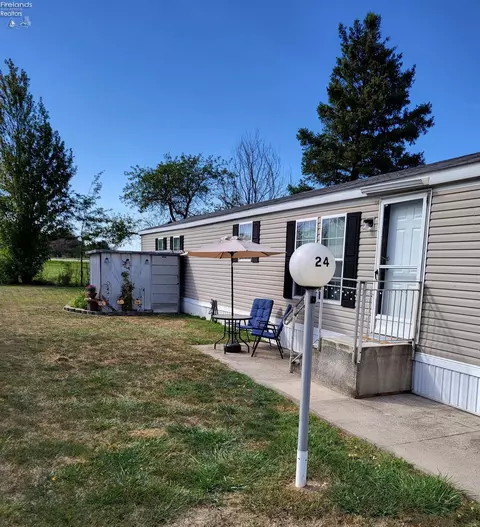 1730 Port Clinton Rd #24, Fremont, OH 43420