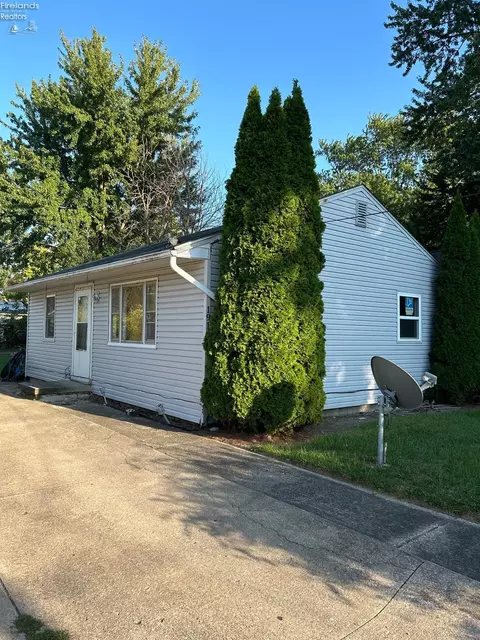 1914 Pearl, Sandusky, OH 44870