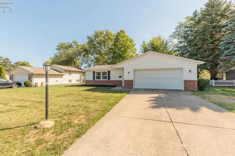 Exterior - 829 Strowbridge Dr, Huron, OH 44839 photo 11 of 11