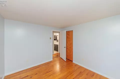 Bedroom - 829 Strowbridge Dr, Huron, OH 44839 photo 5 of 7