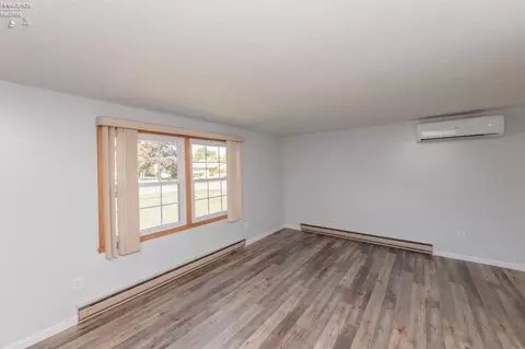Living - 829 Strowbridge Dr, Huron, OH 44839 photo 1 of 6