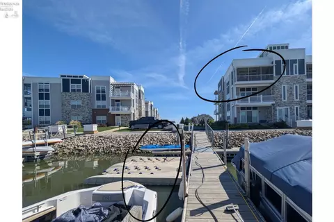 2608 S Waterside Ct #531, Marblehead, OH 43440