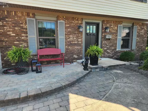 Exterior - 712 Gloucester Dr, Huron, OH 44839 photo 6 of 21