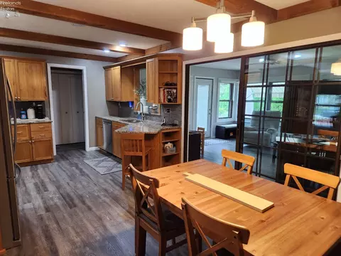 Kitchen - 712 Gloucester Dr, Huron, OH 44839 photo 10 of 10