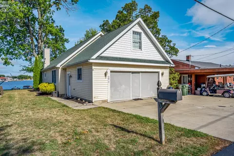 5875 E Saylor St, Marblehead, OH 43440 photo 27