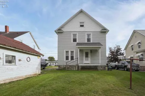 Exterior - 311 White St, Clyde, OH 43410 photo 4 of 8