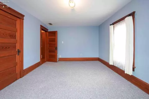 Bedroom - 311 White St, Clyde, OH 43410 photo 4 of 6