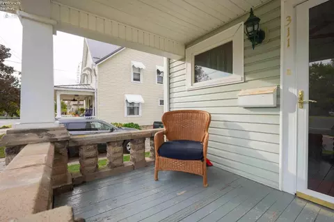 Exterior - 311 White St, Clyde, OH 43410 photo 7 of 8