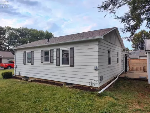 41 Maple St, Norwalk, OH 44857 photo 4