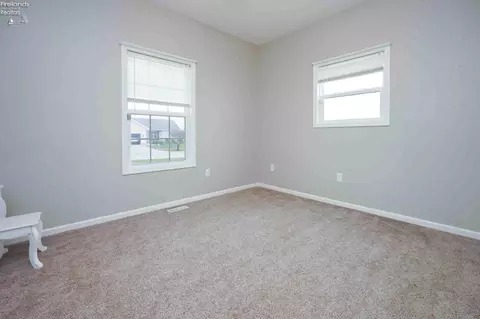 Bedroom - 321 Nathan Dr, Clyde, OH 43410 photo 4 of 9