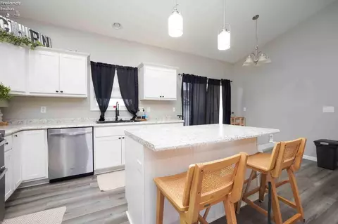 Kitchen - 321 Nathan Dr, Clyde, OH 43410 photo 6 of 6