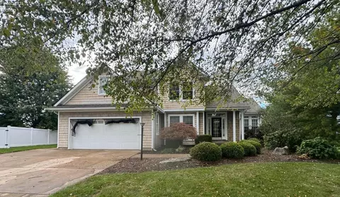 616 Wood Duck Ct, Huron, OH 44839