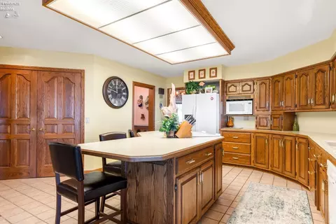 2157 Cedar Point Rd, Sandusky, OH 44870 photo 16