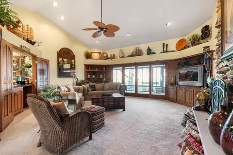 2157 Cedar Point Rd, Sandusky, OH 44870 photo 12