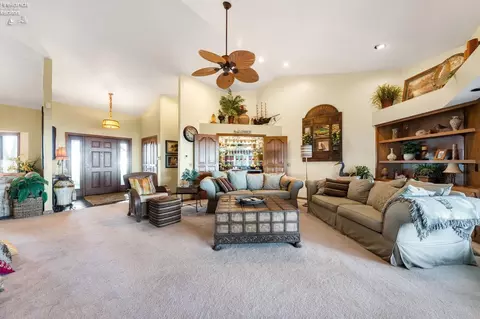 2157 Cedar Point Rd, Sandusky, OH 44870 photo 6