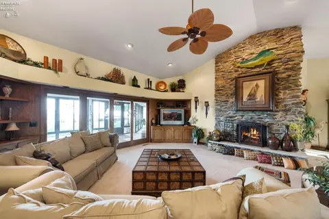 2157 Cedar Point Rd, Sandusky, OH 44870 photo 8