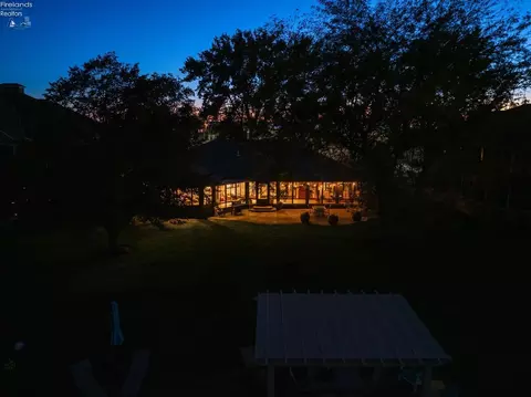 2157 Cedar Point Rd, Sandusky, OH 44870 photo 62