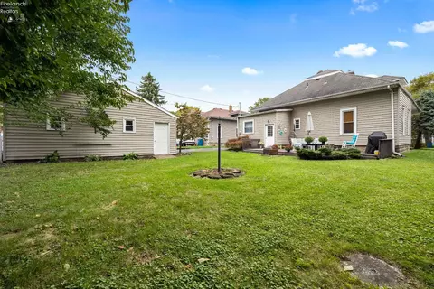 419 Ohio St, Huron, OH 44839 photo 7