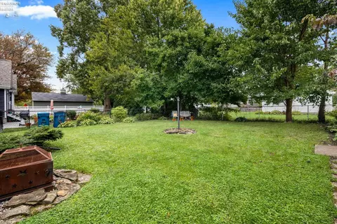 419 Ohio St, Huron, OH 44839 photo 4