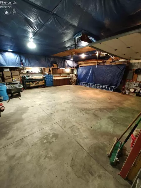 662 Timothy Dr, Willard, OH 44890 photo 17