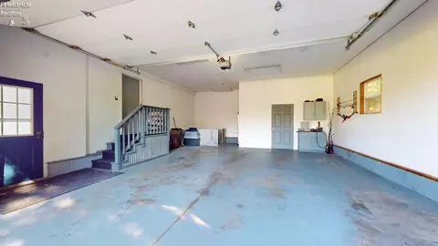 662 Timothy Dr, Willard, OH 44890 photo 8
