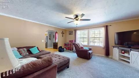 662 Timothy Dr, Willard, OH 44890 photo 35
