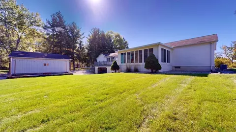 662 Timothy Dr, Willard, OH 44890 photo 10