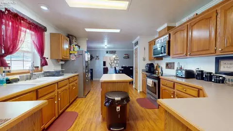 662 Timothy Dr, Willard, OH 44890 photo 29